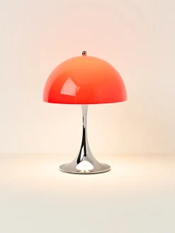Lampada da tavolo portatile a LED con luce regolabile Panthella 250, Design Verner Panton