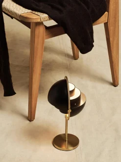 Lampada da tavolo portatile con luce regolabile Multi-Lite, orientabile