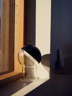 Lampada da tavolo portatile a LED con luce regolabile Pila