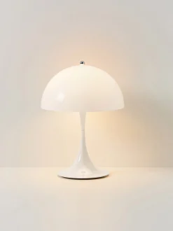 Lampada da tavolo portatile a LED con luce regolabile Panthella 250, Design Verner Panton