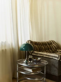 Lampada da tavolo portatile a LED con luce regolabile Panthella 250, Design Verner Panton
