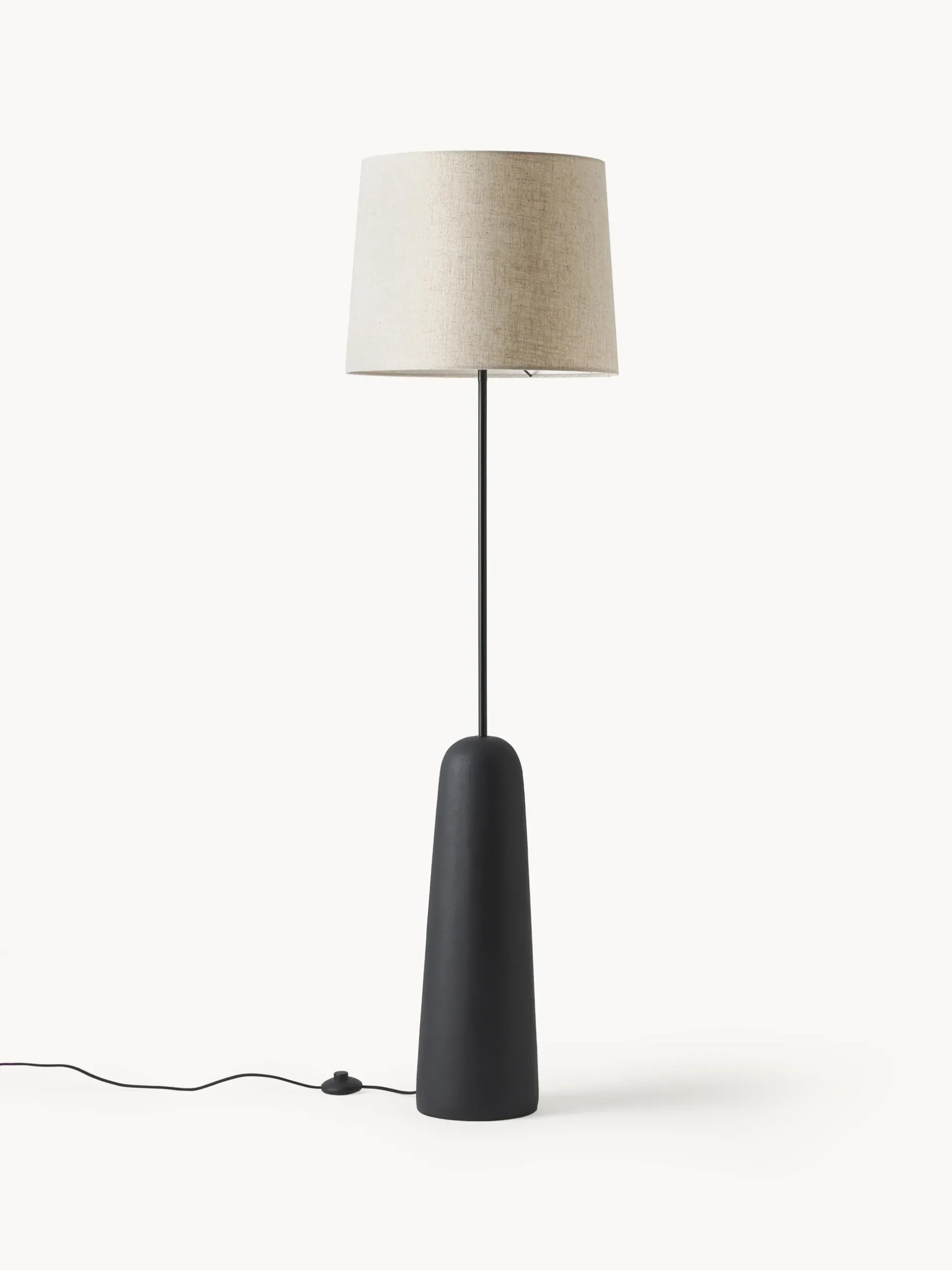 Lampada da terra con base in cemento Kaya