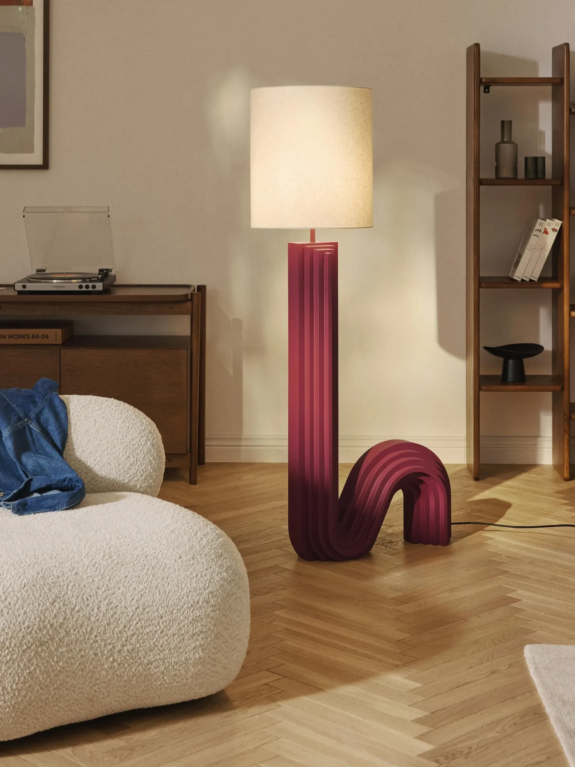 Lampada da terra di design Luomo
