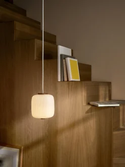 Lampada a sospensione piccola in vetro opale soffiato EK61