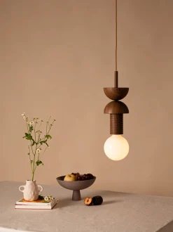 Lampada a sospensione piccola con luce regolabile fatta a mano Junit Walnuss
