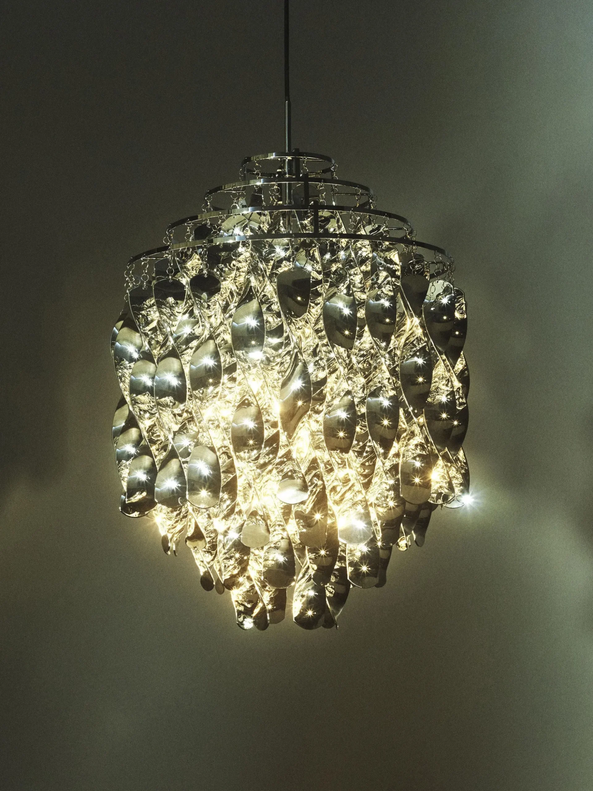 Lampada a sospensione Spiral SP01, design Verner Panton
