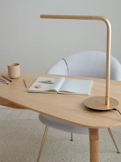 Lampada da tavolo grande a LED con luce regolabile Omni