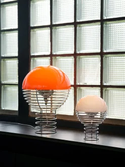 Lampada da tavolo piccola portatile a LED con luce regolabile Wire, Design Verner Panton