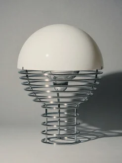 Lampada da tavolo piccola portatile a LED con luce regolabile Wire, Design Verner Panton