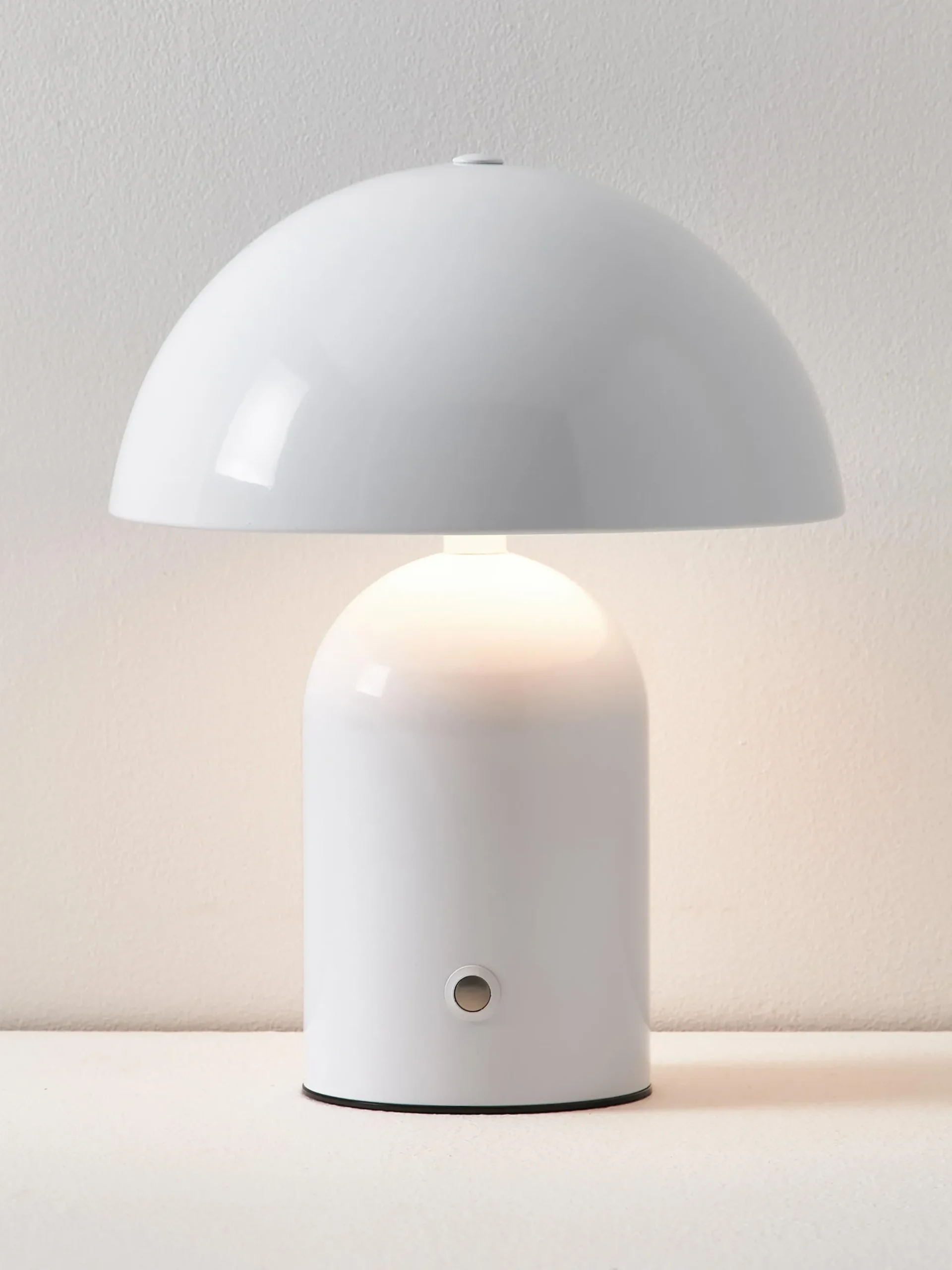Lampada da tavolo piccola portatile a LED con luce regolabile Walter