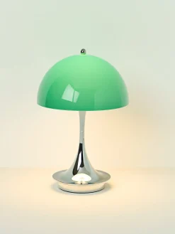 Lampada da tavolo piccola portatile a LED Panthella 160, design Verner Panton