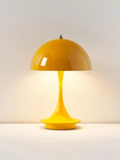 Lampada da tavolo piccola portatile a LED Panthella 160, design Verner Panton