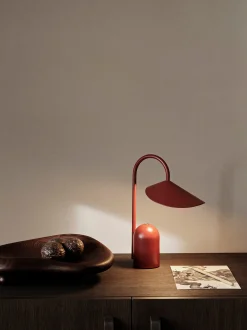 Lampada da tavolo piccola portatile a LED con luce regolabile Arum