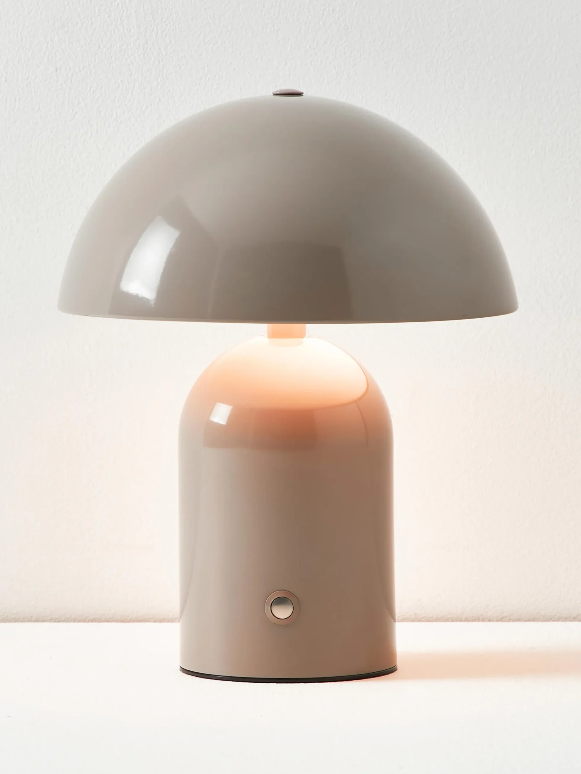 Lampada da tavolo piccola portatile a LED con luce regolabile Walter