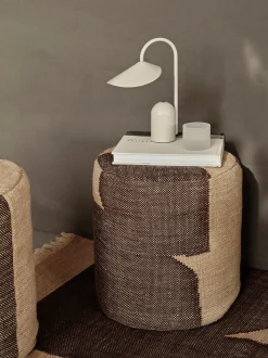 Lampada da tavolo piccola portatile a LED con luce regolabile Arum