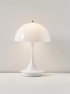Lampada da tavolo piccola portatile a LED Panthella 160, design Verner Panton