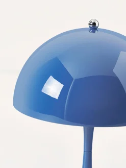 Lampada da tavolo piccola portatile a LED Panthella 160, design Verner Panton