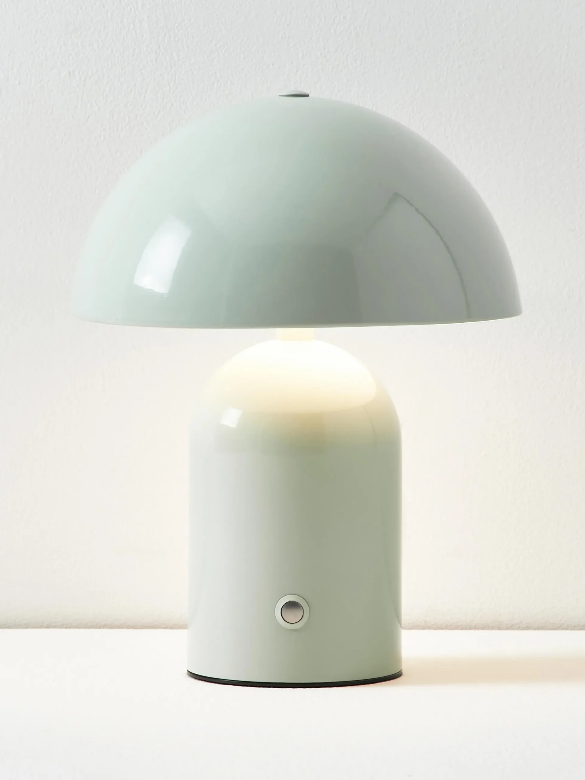 Lampada da tavolo piccola portatile a LED con luce regolabile Walter