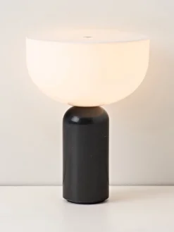 Lampada da tavolo piccola portatile a LED con luce regolabile Kizu