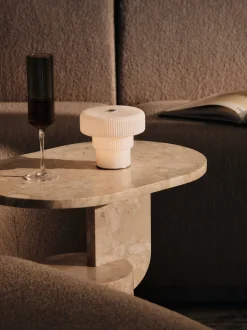 Lampada da tavolo portatile a LED in vetro soffiato con luce regolabile Ripple
