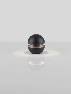 Lampada da tavolo portatile a LED dimmerabile piccola Puk