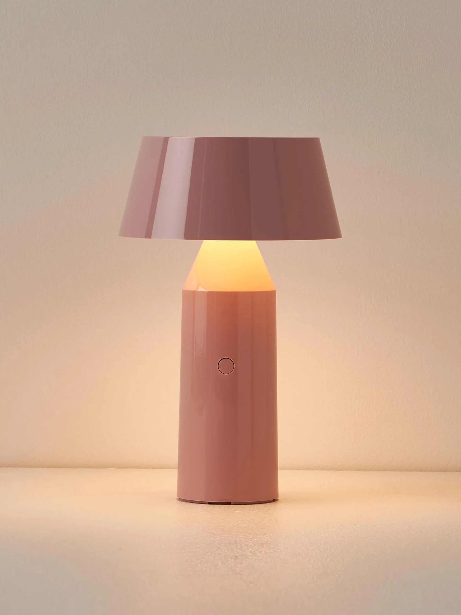 Lampada da tavolo portatile a LED con luce regolabile e paralume orientabile Bicoca