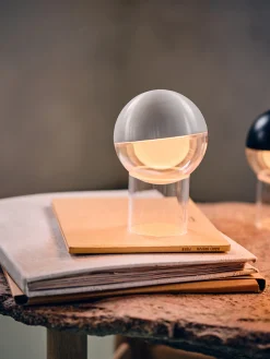 Lampada da tavolo portatile a LED con luce regolabile Pila