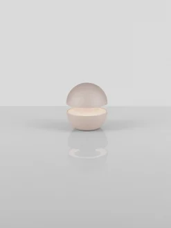 Lampada da tavolo portatile a LED dimmerabile piccola Puk