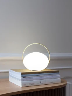 Lampada da tavolo portatile a LED con luce regolabile Orbit