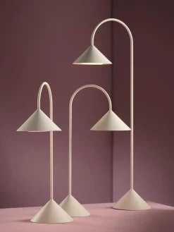 Lampada da tavolo portatile da esterno a LED con luce regolabile Grasp