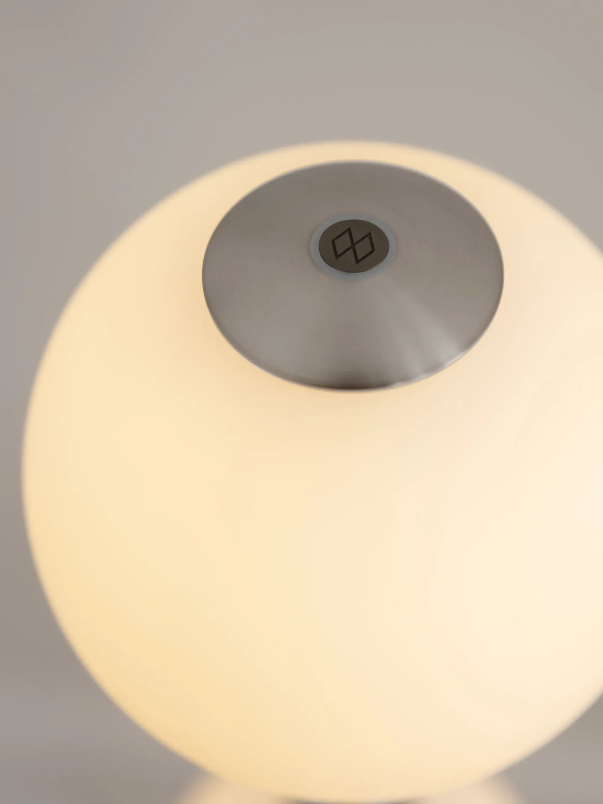 Lampada da terra a LED in vetro soffiato con luce regolabile Audrey