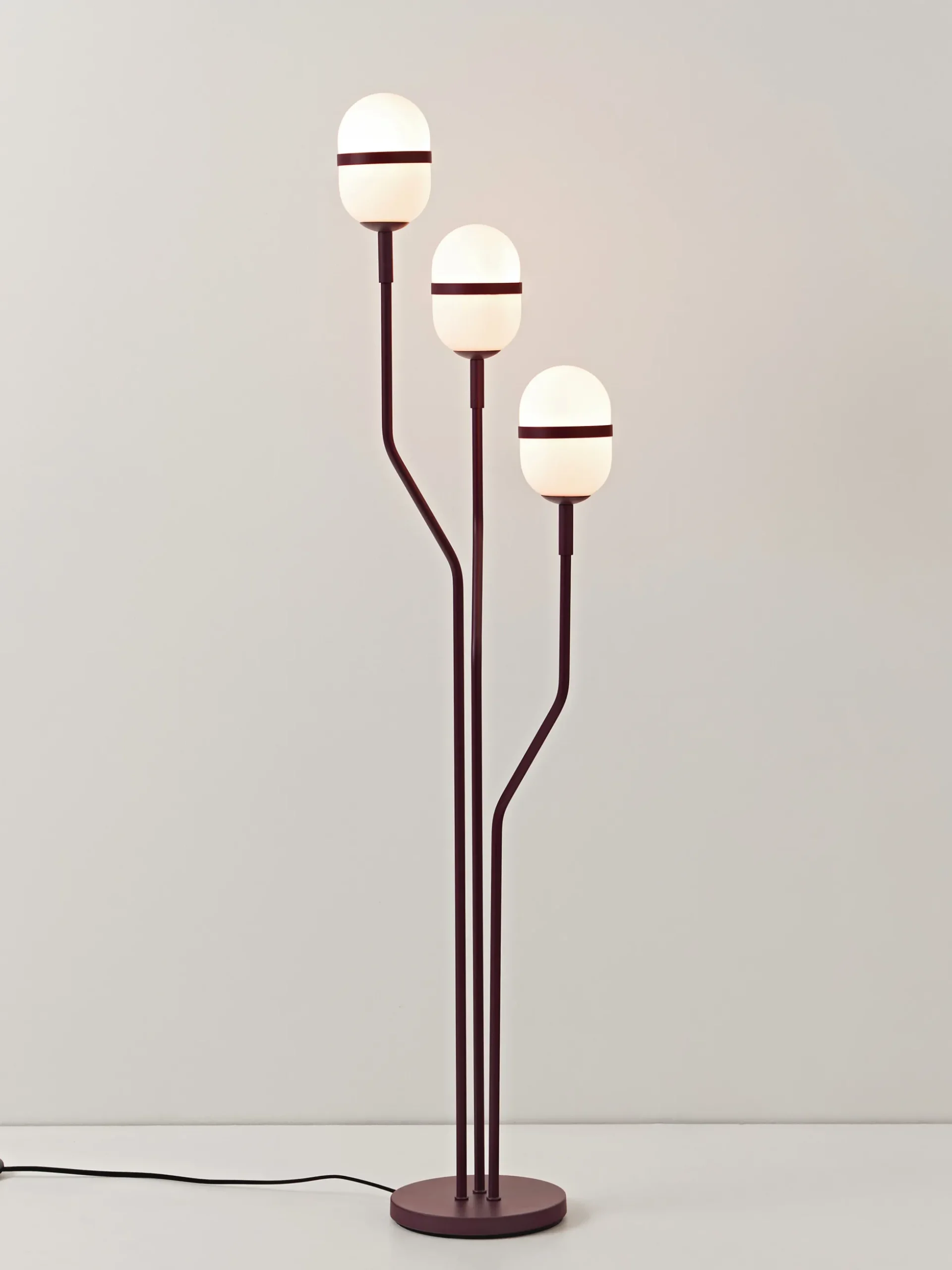 Lampada da terra Yasna