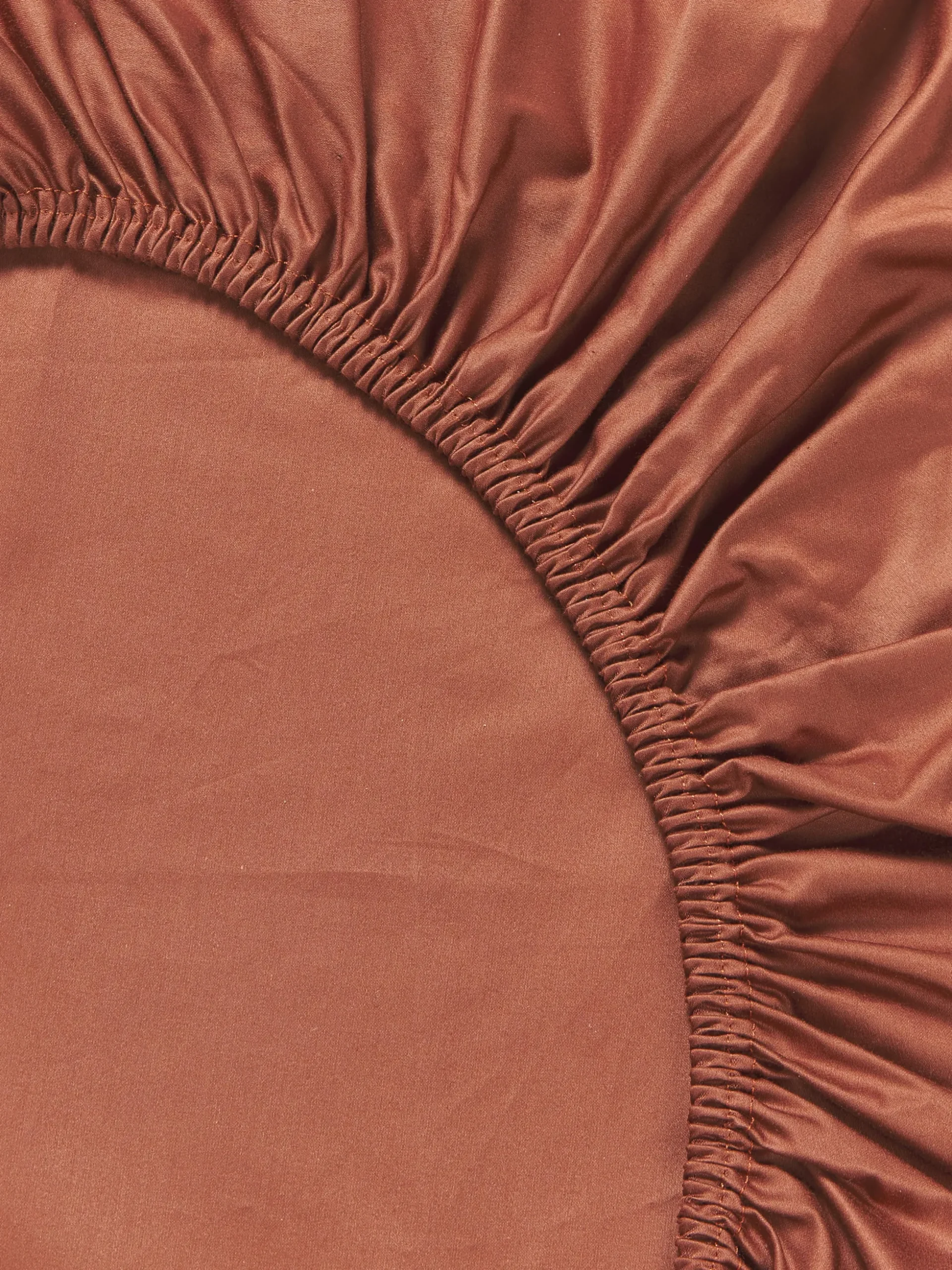 Lenzuolo con angoli boxspring in raso di cotone Premium