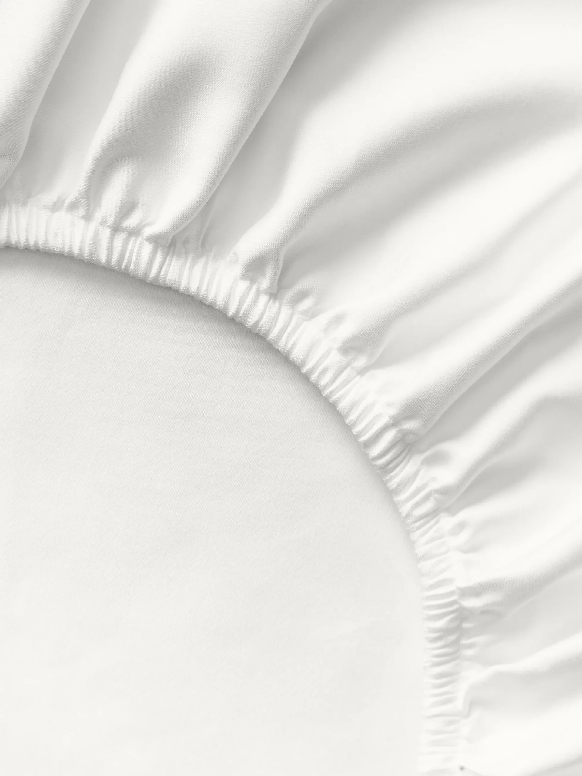 Lenzuolo con angoli topper in raso di cotone Premium