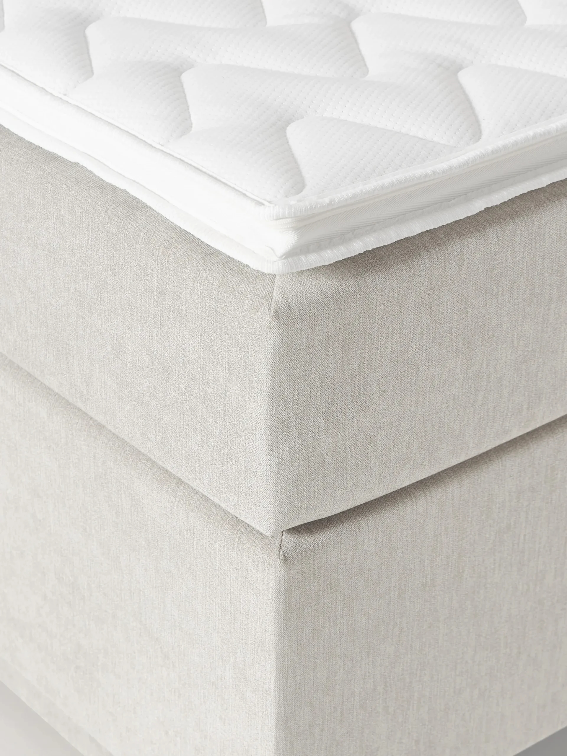 Letto boxspring con contenitore Oberon