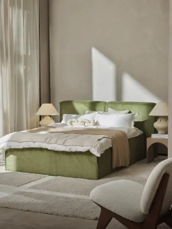 Letto boxspring in velluto a coste Lennon