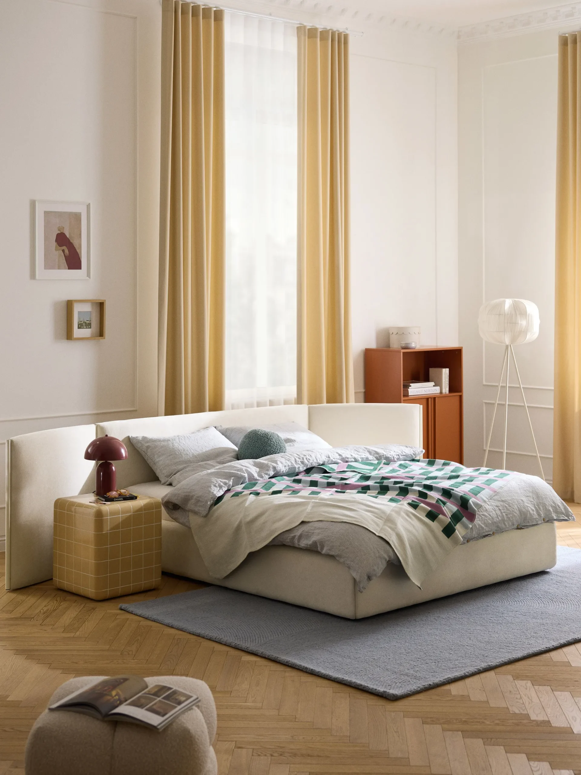 Letto imbottito con testiera ribaltabile Otis