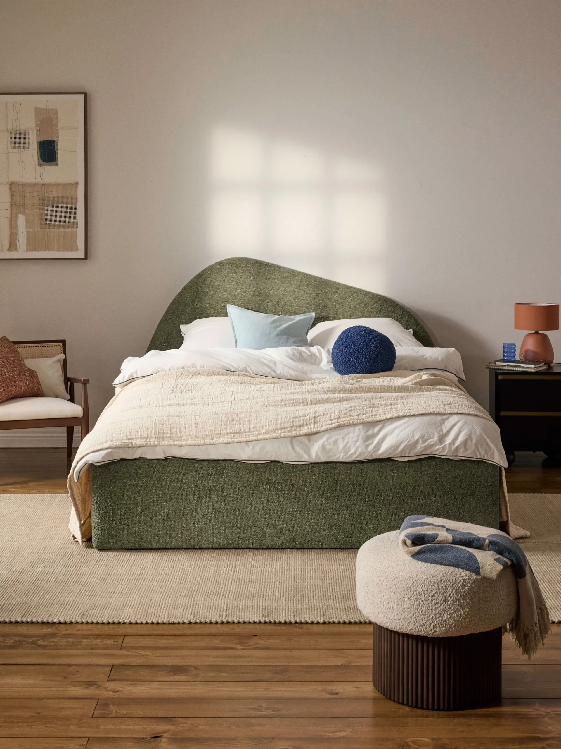 Letto imbottito in bouclé Gary