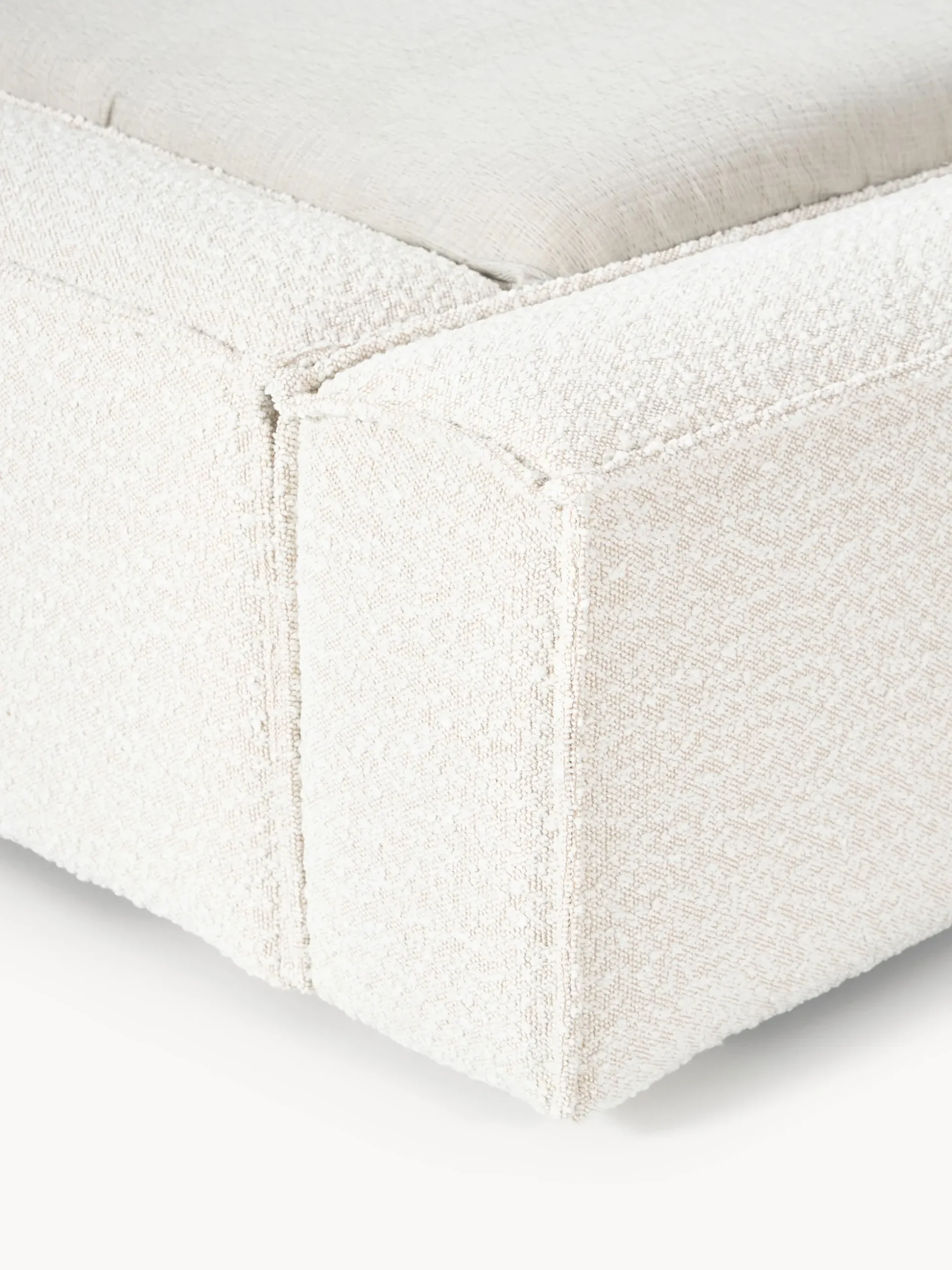 Letto imbottito in bouclé con contenitore Lennon