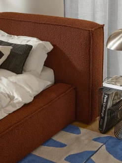 Letto imbottito in bouclé Lennon