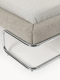 Letto imbottito in bouclé con gambe in metallo Olina