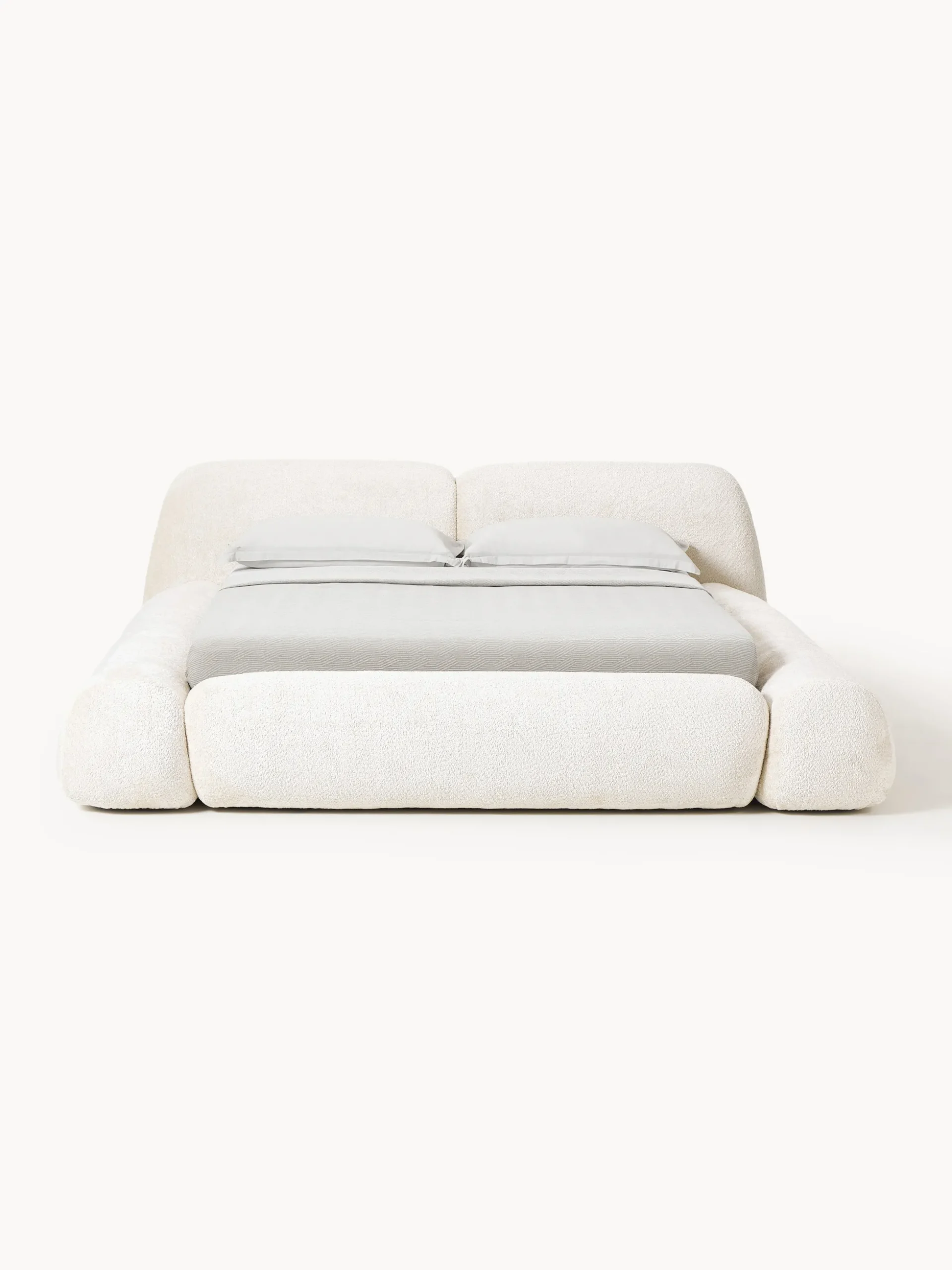 Letto imbottito in teddy bouclé Wolke