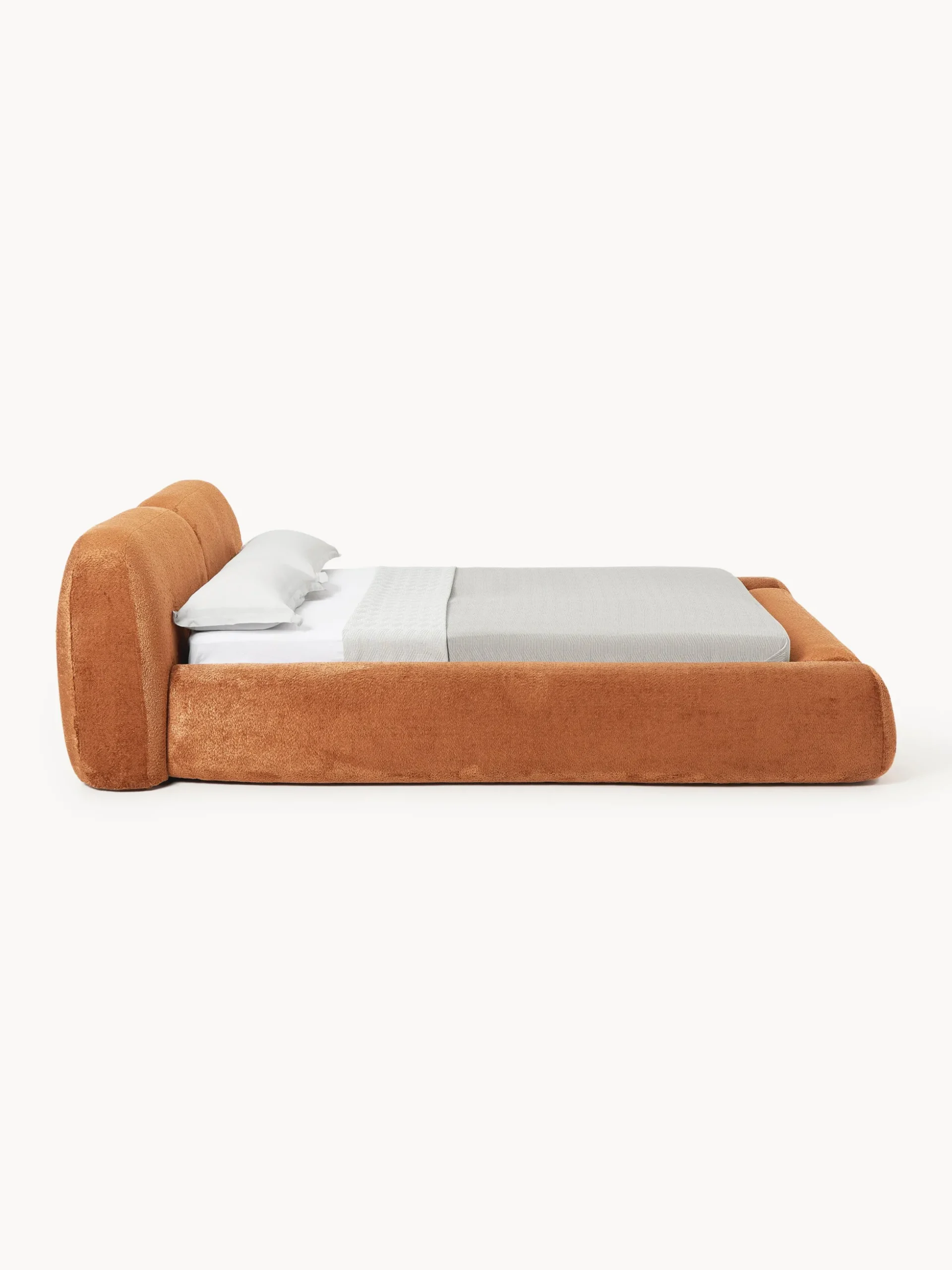 Letto imbottito in teddy bouclé Wolke