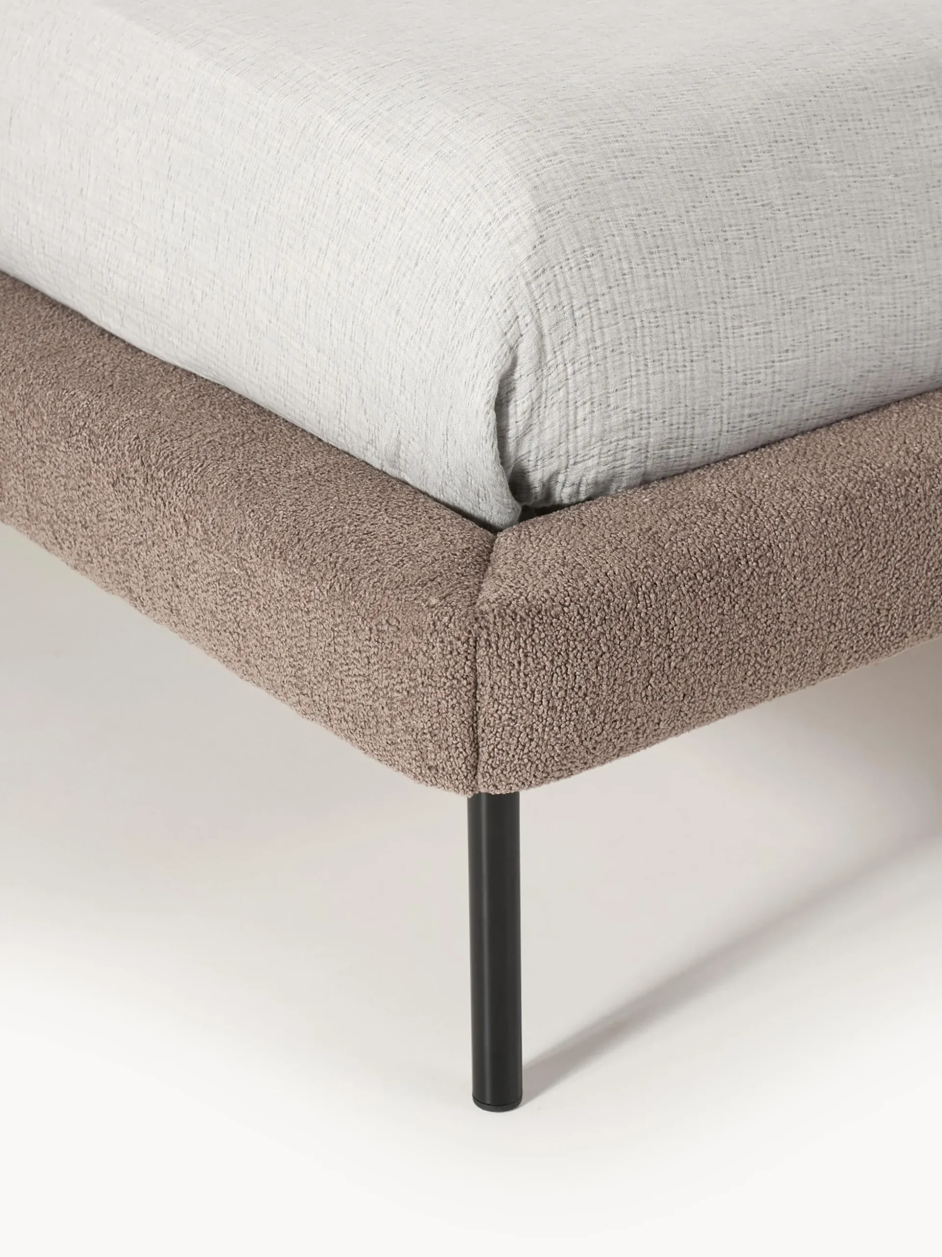 Letto imbottito in teddy-bouclé Amelia