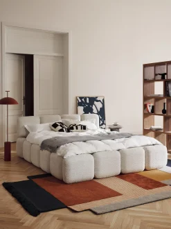 Letto imbottito in teddy-bouclé Tayla