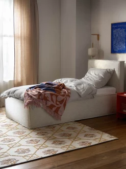 Letto singolo imbottito in bouclé Dream