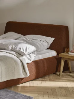 Letto imbottito in bouclé Cloud