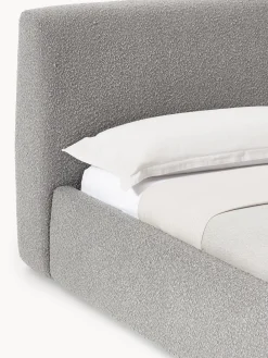 Letto imbottito in bouclé con contenitore Cloud