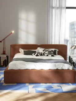 Letto imbottito in bouclé con contenitore Lennon