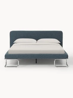 Letto imbottito in bouclé con gambe in metallo Olina